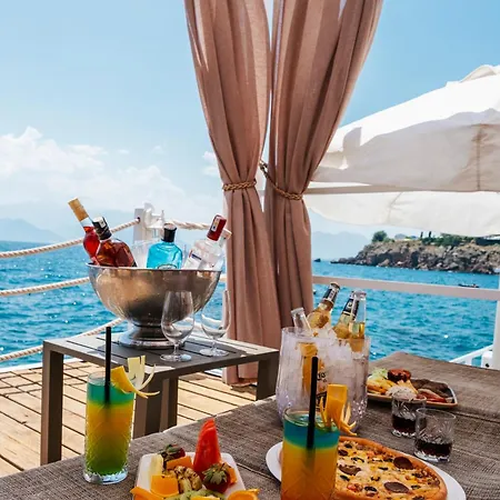La Boutique & (adults Only) Hotel 4*