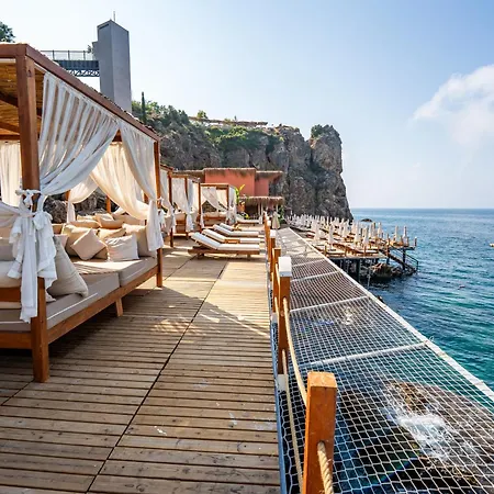 Hotel La Boutique & (adults Only) 4*